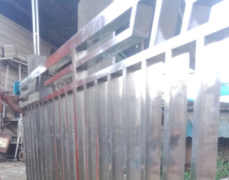 Pagar besi stainless steel anti karat