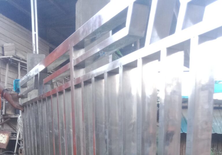 Pagar besi stainless steel anti karat